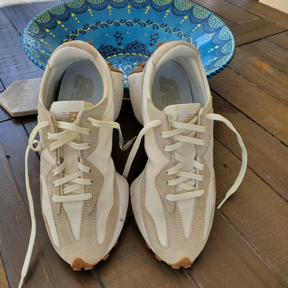 New balance 327 cream white gum